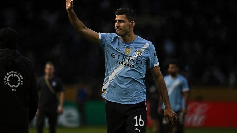 Espanhóis garantem que Rodri está "louco" para assinar pelo Real Madrid