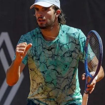 Jaime Faria está a uma vitória de entrar no quadro principal de Roland Garros