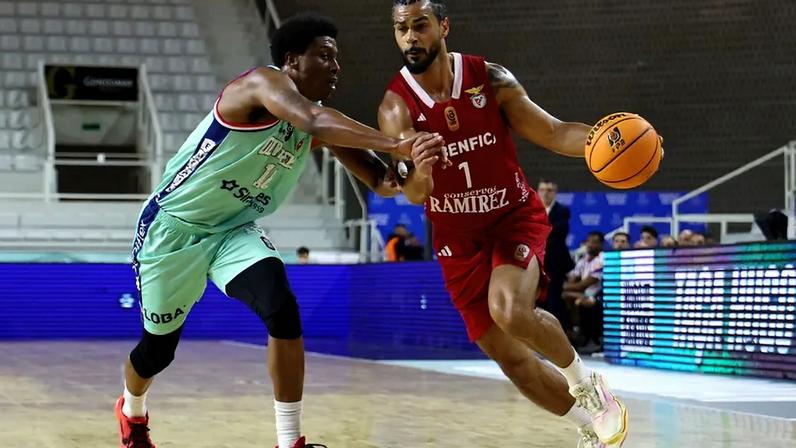 Benfica e Oliveirense defrontam-se nas meias-finais