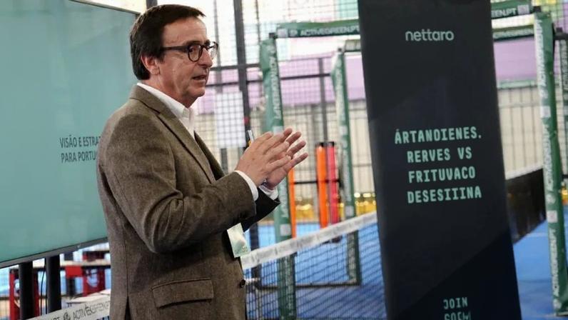 Padel cresce como plataforma de networking executivo em evento da Nettaro