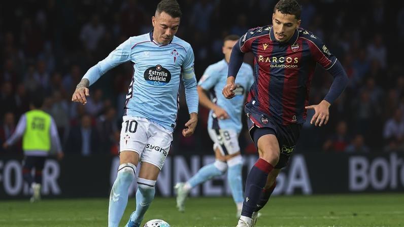 Iago Aspas renova com o Celta de Vigo por mais um ano
