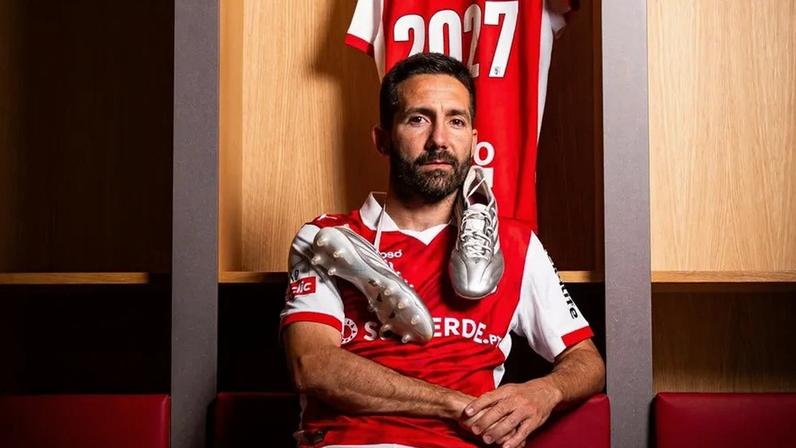 João Moutinho mira lugar na história do Braga