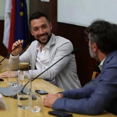 Farioli diz que quem quiser desporto individual pode procurar o ténis