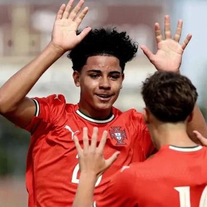 Filho de Cristiano Ronaldo marca dois pelos Sub-16 antes do pai entrar