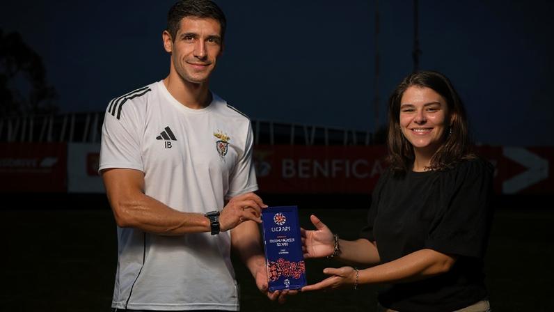 Benfica recebe prémios de abril da Liga BPI