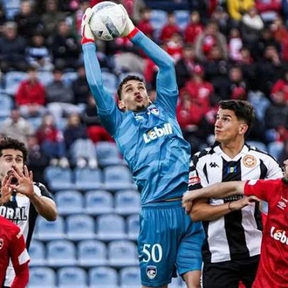 Santa Clara rejeita oferta do Sporting pelo guarda-redes João Afonso
