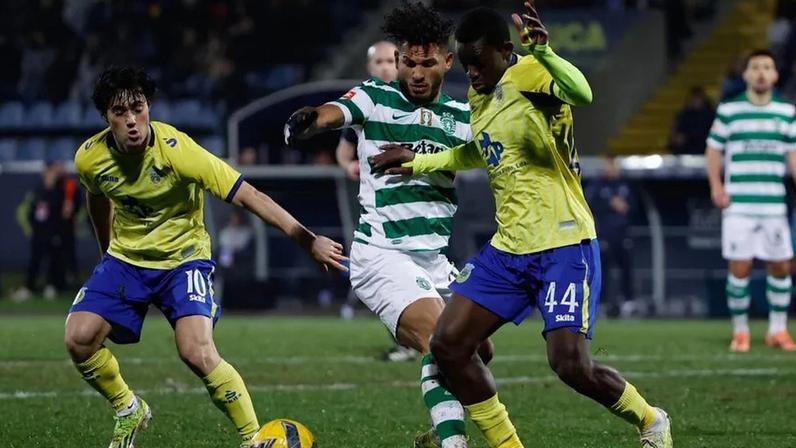 Danté volta à seleção do Mali