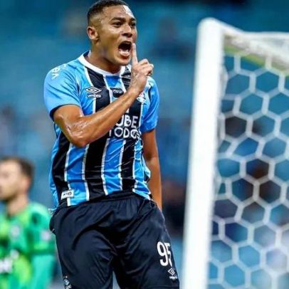 Grémio de Luís Castro vence Santos com bis de ex-Benfica