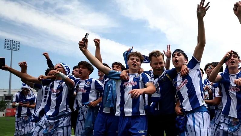 Villas-Boas diz que o futuro do FC Porto está a ser construído em casa
