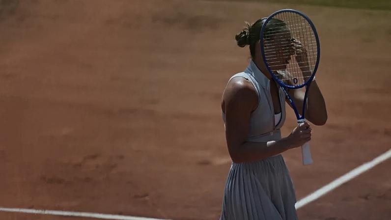 Marta Kostyuk avançou em Roland Garros