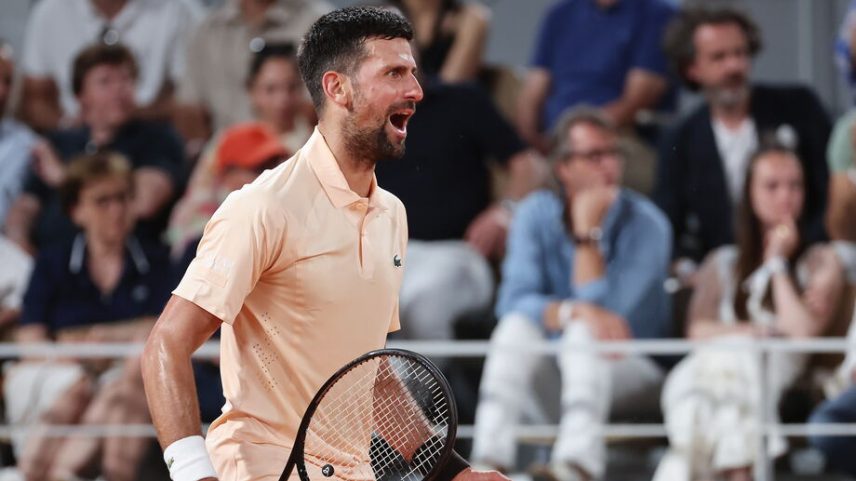 Djokovic avança em Paris e estabelece novo recorde