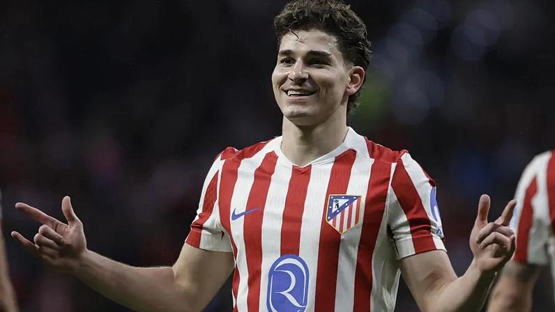 Resposta de Simeone levanta dúvidas sobre continuidade de Julian Álvarez