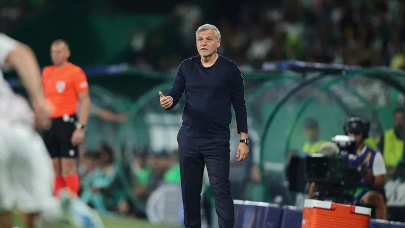 Bruno Genesio deixa o comando técnico do Lille