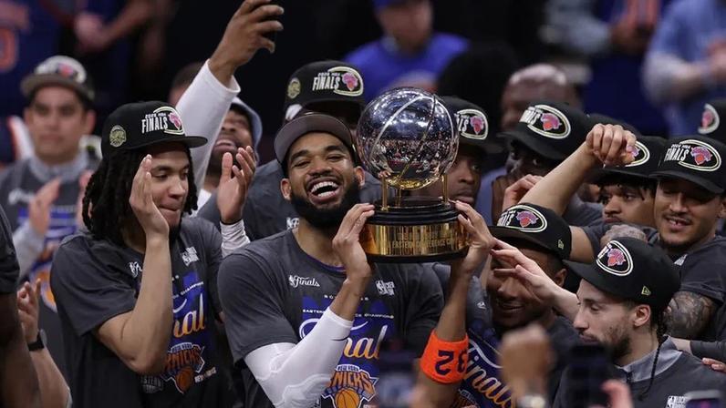 Knicks varrem Cavaliers e voltam à final da NBA após 27 anos