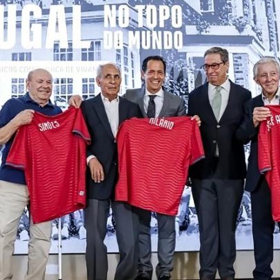 Exposição 'Portugal no topo do mundo' inaugurada na FPF Arena