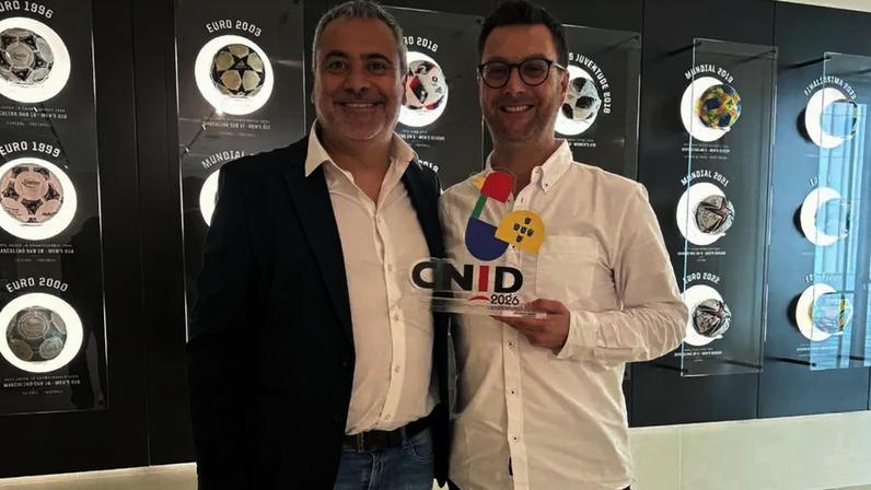 Dupla da Record distinguida pelo CNID