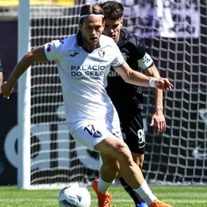 Goleador na segunda volta garante Kahraman lugar no onze da 2.ª Liga