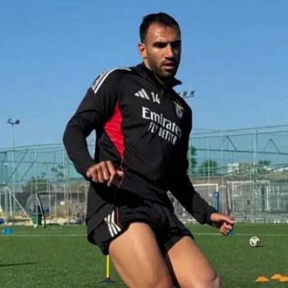 Pavlidis mantém forma com o Benfica, treinando a rigor