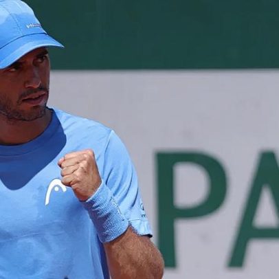 Nuno Borges começa mal, melhora e avança à terceira ronda em Roland Garros