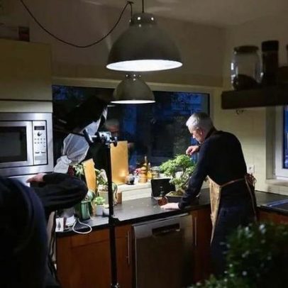 José Mourinho partilha foto com avental, bonsai e mente tranquila