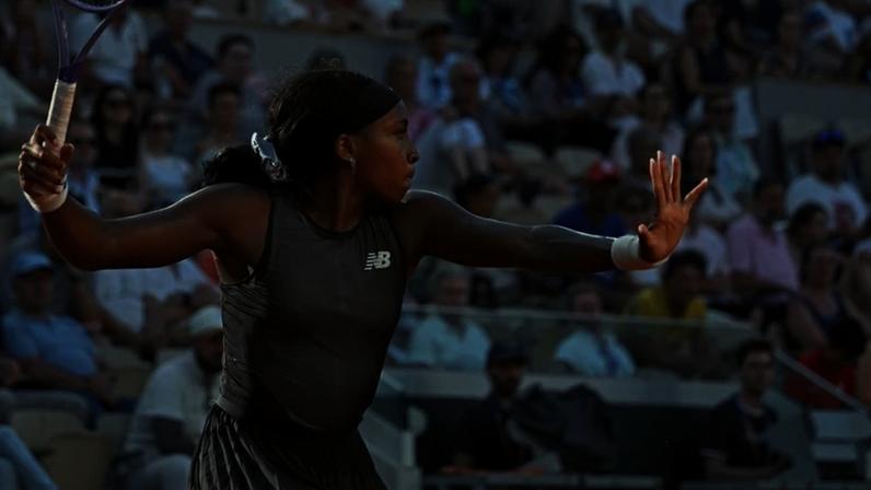 Coco Gauff avança à terceira ronda de Roland Garros