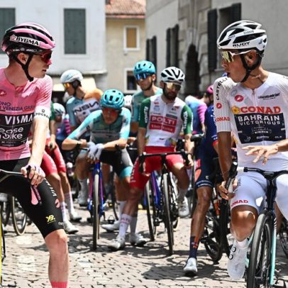 Afonso Eulálio entre os melhores: top-10 e camisola branca na Volta a Itália