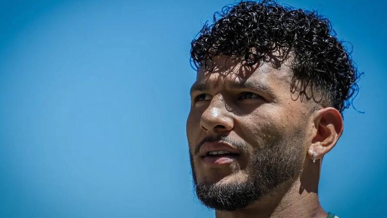 Suárez aborda possível transferência: contrato vigente, futuro incerto