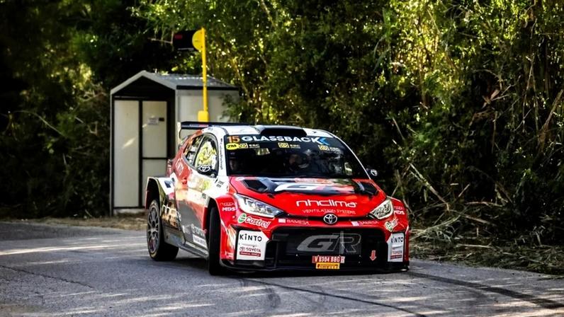 Pedro Almeida lidera Rali de Lisboa após o primeiro dia
