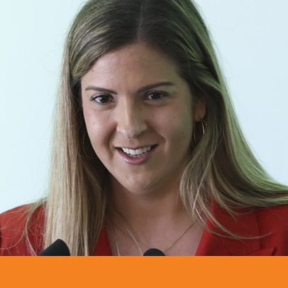 Parlamento aprova audição da ministra da Cultura sobre modelo de apoio às artes