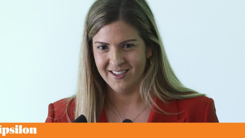 Parlamento aprova audição da ministra da Cultura sobre modelo de apoio às artes