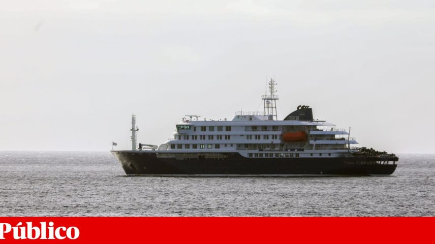 O pacote onde foram registados os casos e, até agora, três mortes, zarpou de Ushuaia, na Patagónia, a 1 de Abril