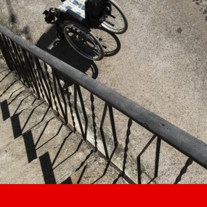 Acessibilidades para deficientes: menos de um terço de casas e edifícios públicos