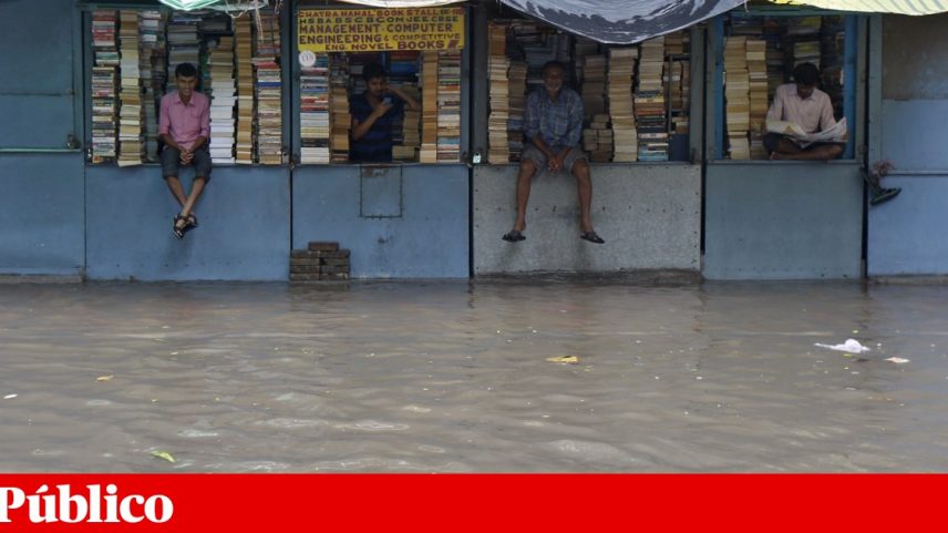 Pelo menos 111 mortos após tempestades violentas em Uttar Pradesh, Índia