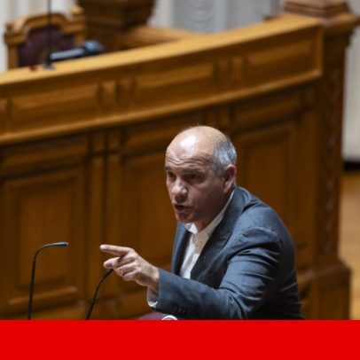 PCP propõe comissão de inquérito à utilização da Base das Lajes pelos EUA