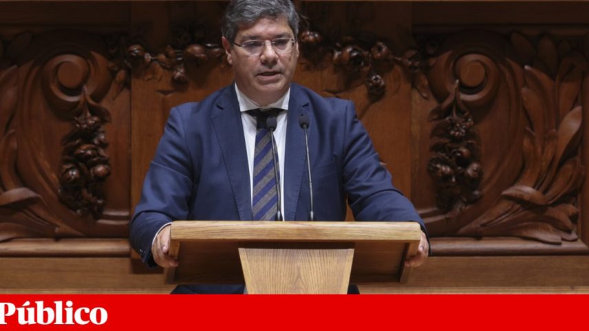 Eurico Brilhante Dias, líder parlamentar do PS
