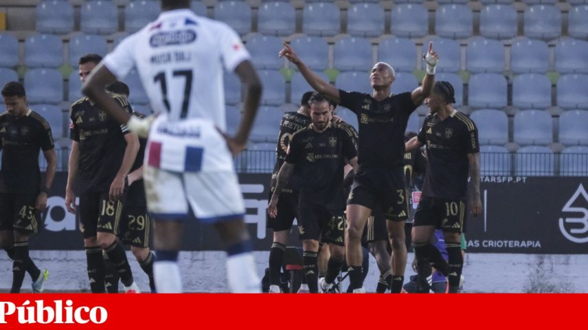 O Casa Pia venceu o Torreense por 2-0.