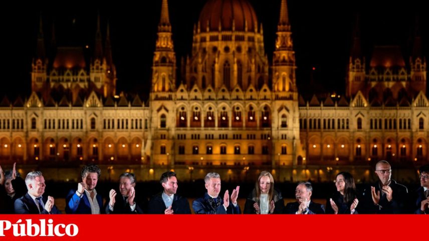 Donald Trump fala com jornalistas em Washington D.C