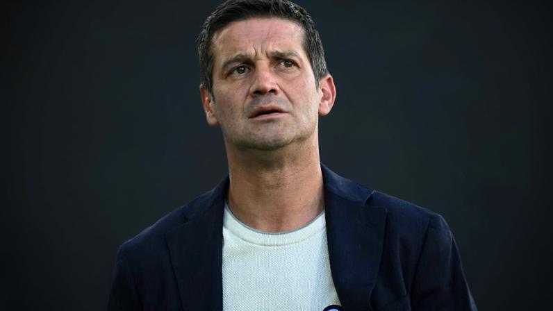 Técnico segue em Milão