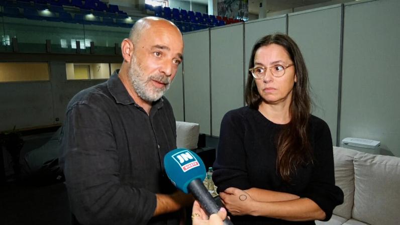Músicas grandes surgem enquanto a banda continua a compor