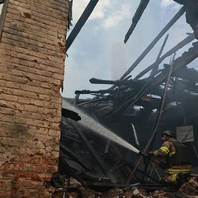 Ucrânia atinge fábrica de armas na Rússia durante ataques entre Kiev e Moscovo