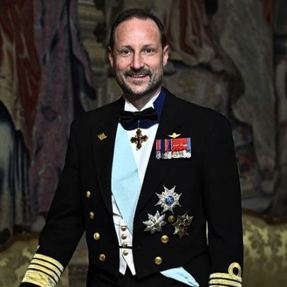 Príncipe herdeiro Haakon reduz agenda para apoiar mulher gravemente doente