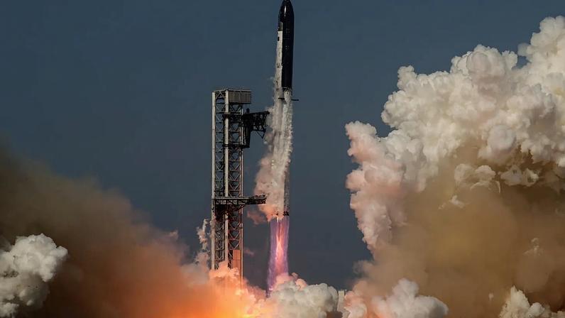 SpaceX obtém rating de grau de investimento; ações recuam do máximo histórico