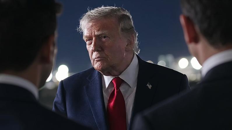Trump diz que o Irão vai pagar o preço por negociações de paz estagnadas