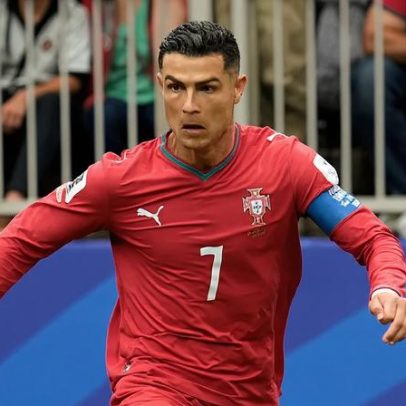Rúben Dias e Félix entram no onze; Ronaldo mantém titularidade