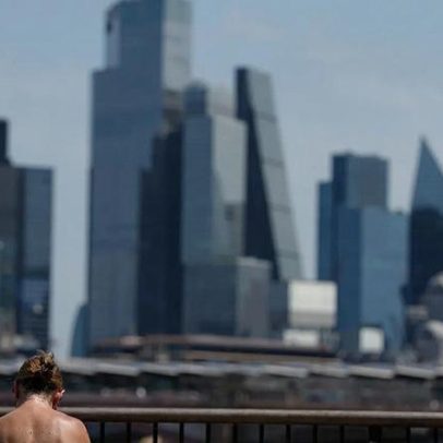 Reino Unido regista dia de junho mais quente de sempre durante onda de calor na Europa