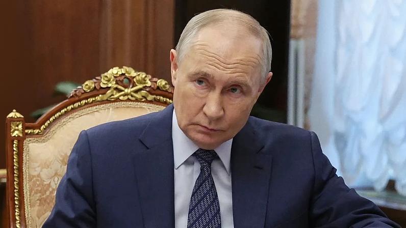 Putin encontra líderes da ASEAN enquanto G7 reafirma apoio à Ucrânia