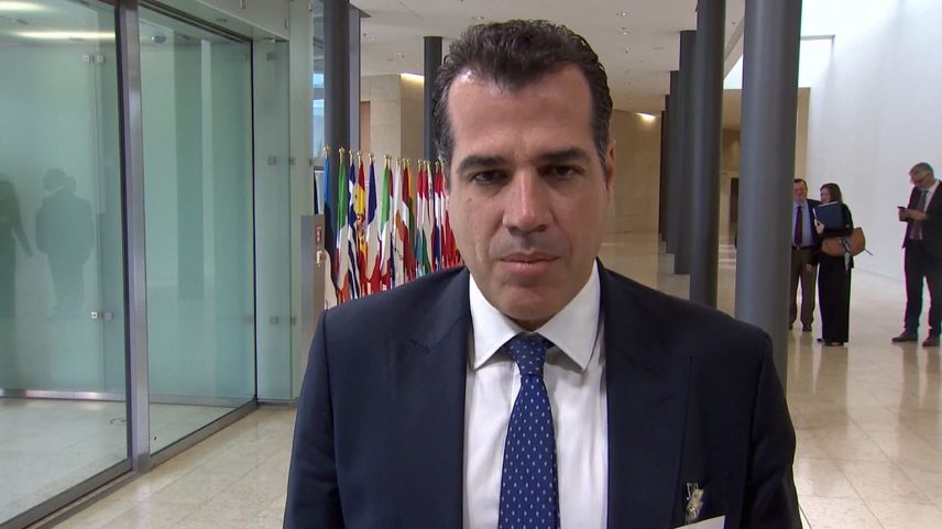 Grécia propõe restrições a migrantes em idade militar