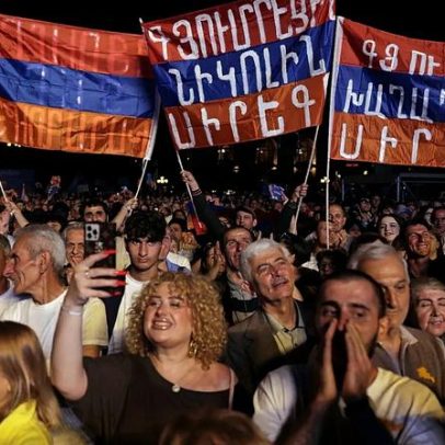 Arménia vai às urnas para votação crucial no futuro do sul do Cáucaso