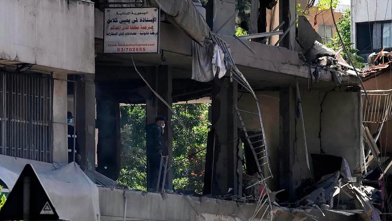 Israel ataca Beirute enquanto negociações EUA-Irão se aproximam do fim