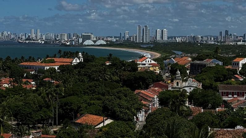 Fortaleza e Recife, portas mais próximas da Europa, atraem mais viajantes